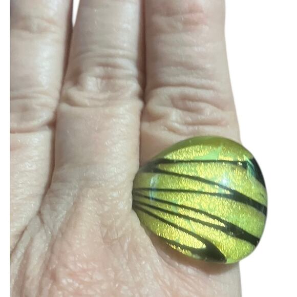 Modern Unisex Glass Ring Size 10 Yellow and Black - Picture 7 of 7